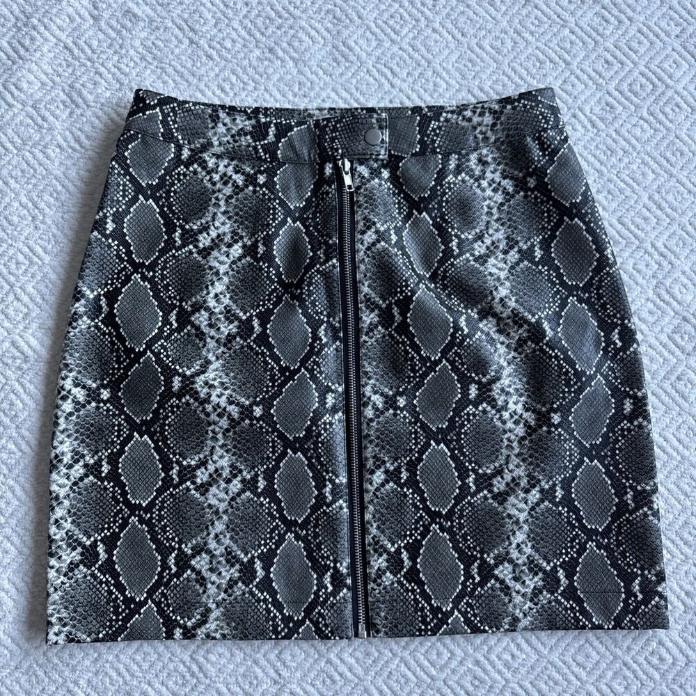 NWOT Thread & Supply snakeskin faux leather mini skirt size L